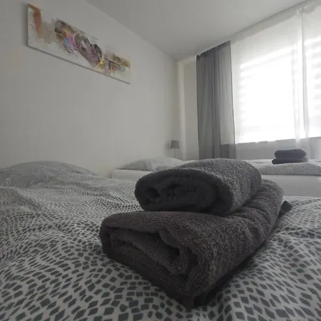 Flora Business Mit Balkon شقة دوسبرغ